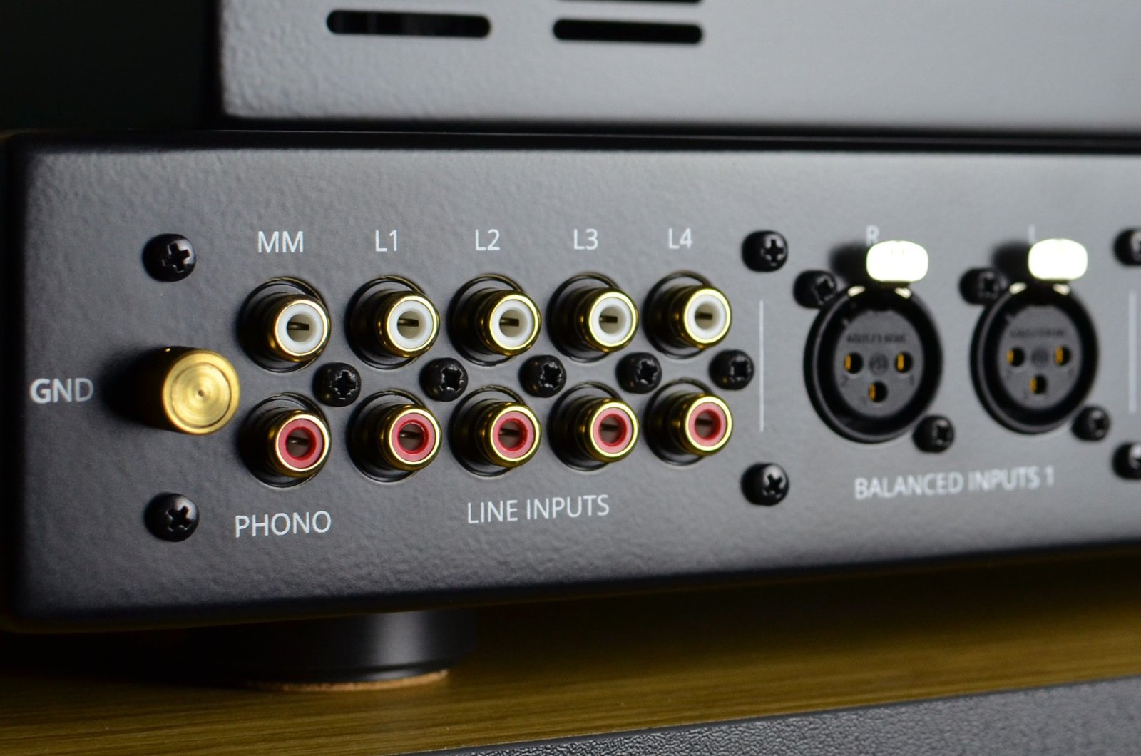 Audio Hungary QUALITON C200 Preamplifier C200 inputs