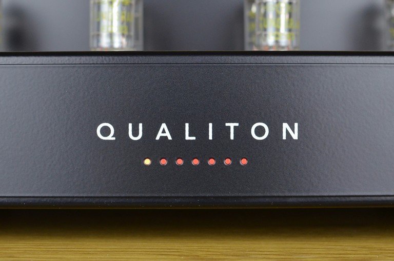 Audio Hungary QUALITON C200 Preamplifier