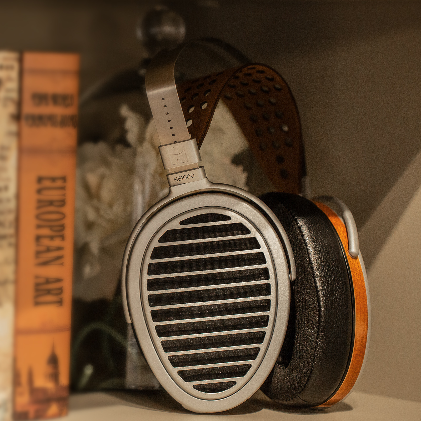 HiFiMAN HE1000 Stealth V2