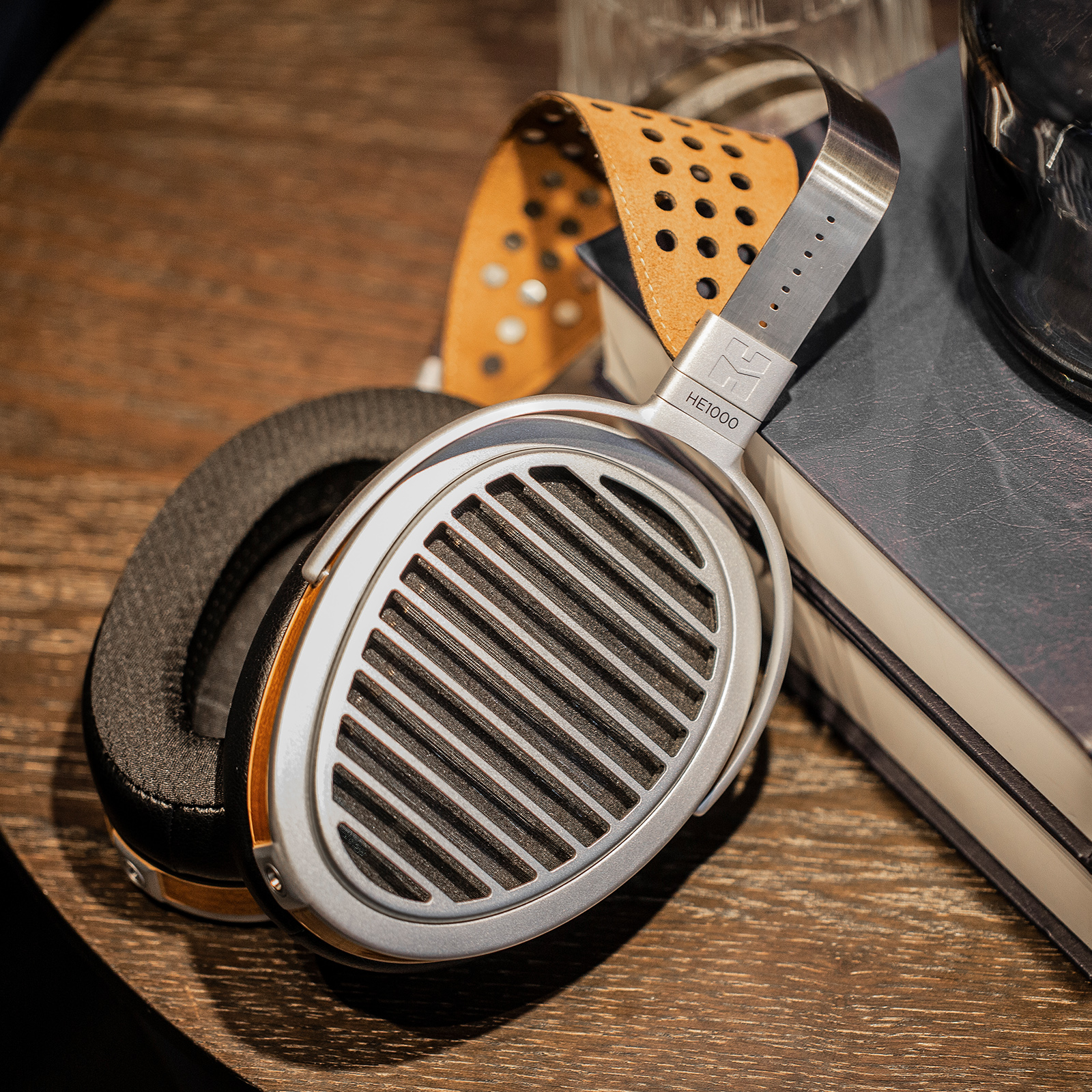 HiFiMAN HE1000 Stealth V2