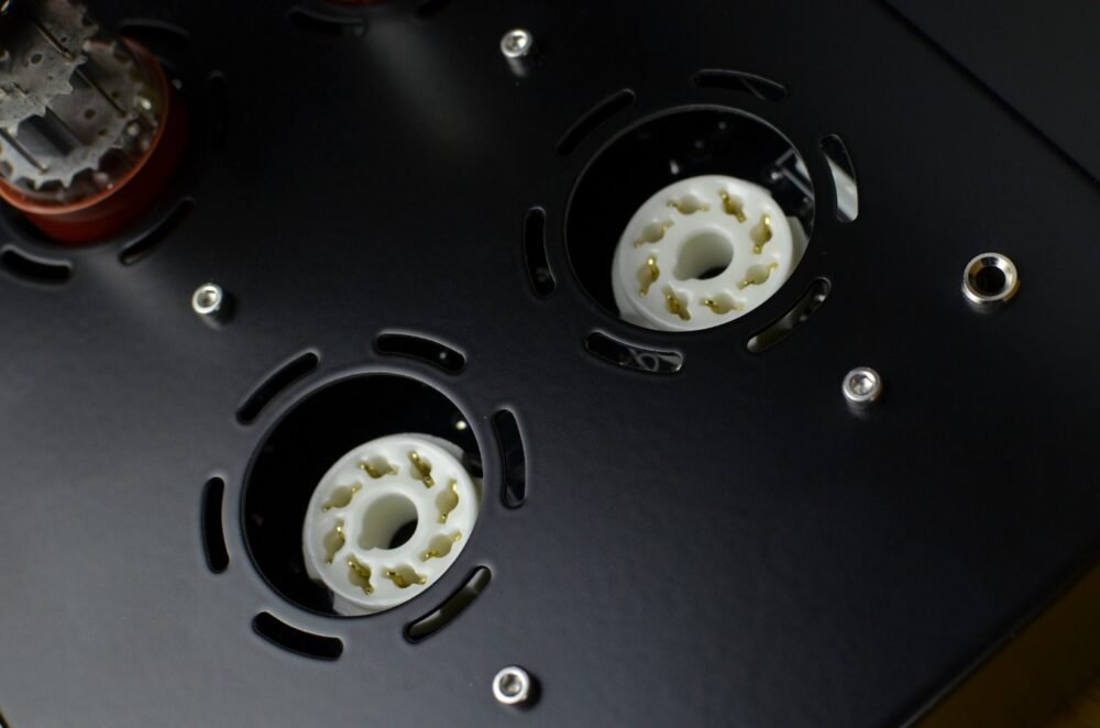 Audio Hungary QUALITON Phono Preamplifier MM/MC