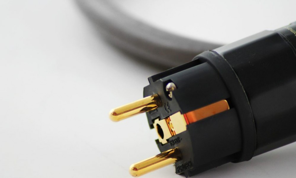 Black Power Cable 4 1000x1000 1