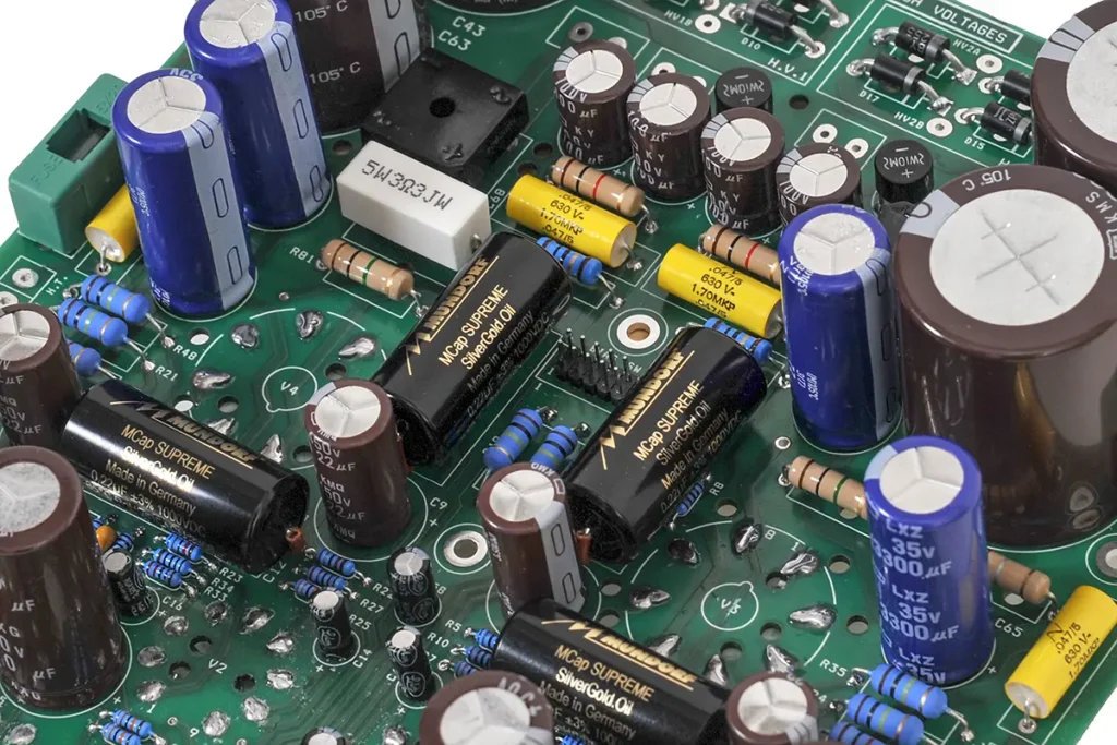 Tsakiridis Theseus Integrated Amplifier theseus ultima pcb zoom s2 tsakiridis devices 1024x683 1