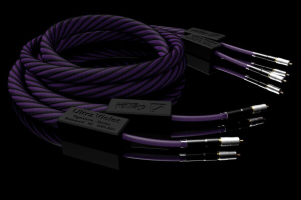 ultra-violet-interconnect-rca-1-1-cable Signal Projects UltraViolet Analog RCA Cable