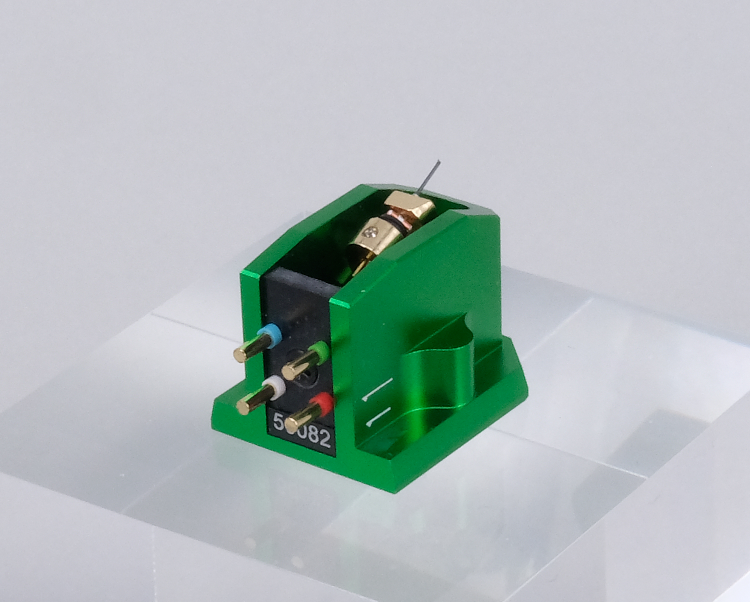 Takumi Kuro MC Cartridge