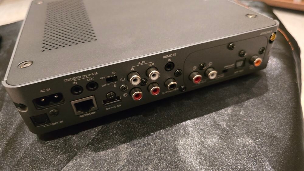 Yamaha WXC-50 Network Streaming Preamplifier