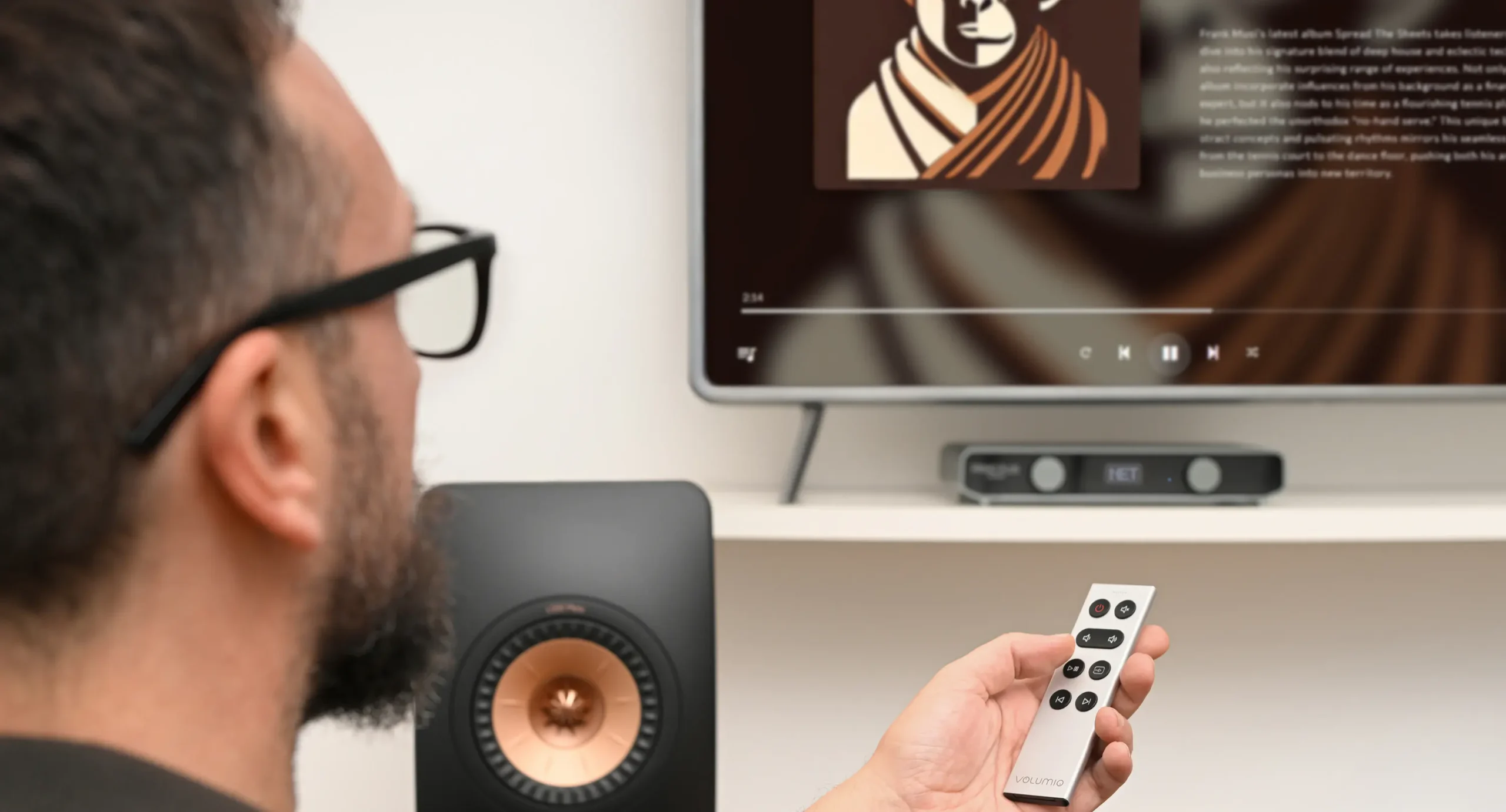 audiophile using volumio primo plus scaled