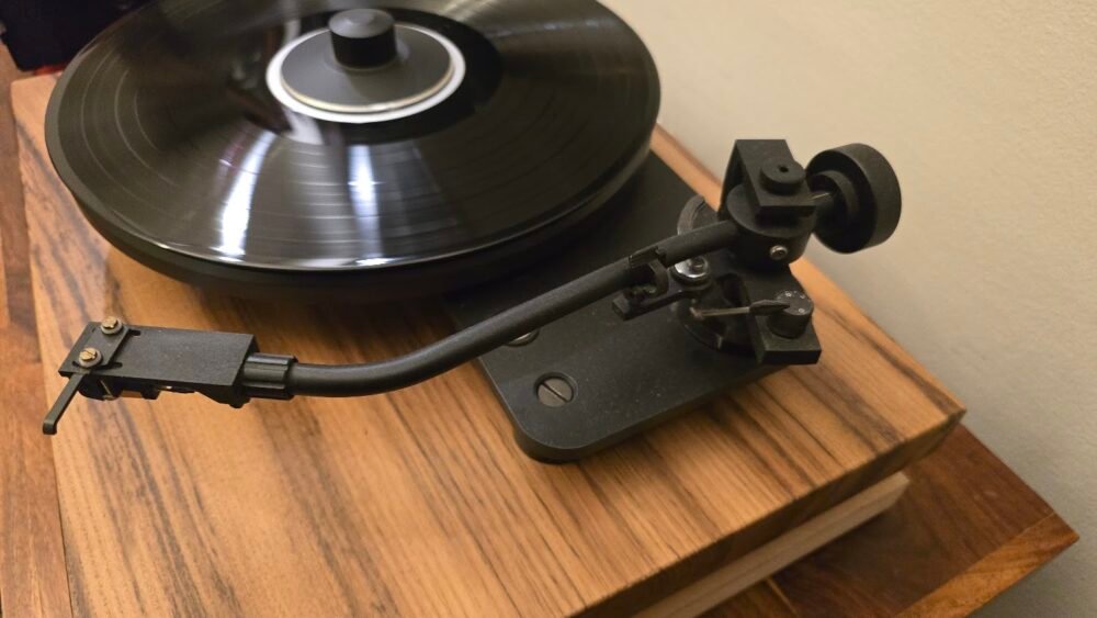 Project 6.9 Turntable