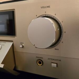Accuphase C-3850 Preamplifier