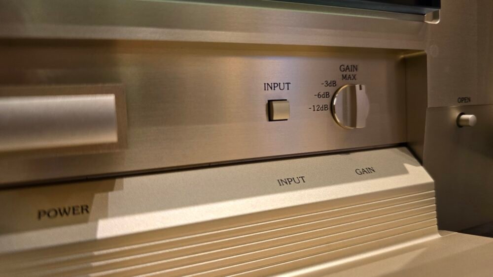 Accuphase A-250 Monos  Class A power amplifier