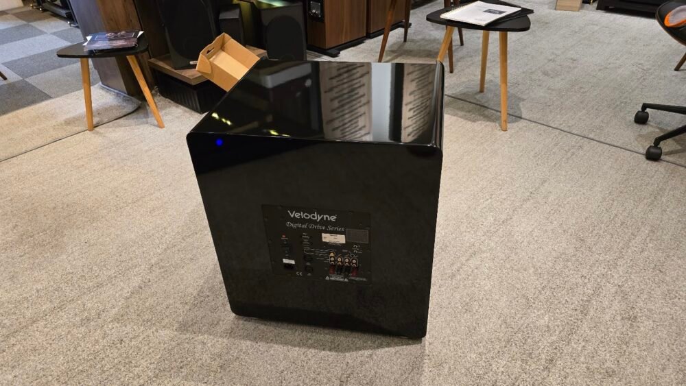 velodyne DD18 SUB back panel2 Velodyne Sub DD-18 Home cinema