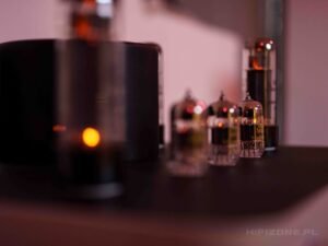 FEZZ Luna 9 2048x1537 1