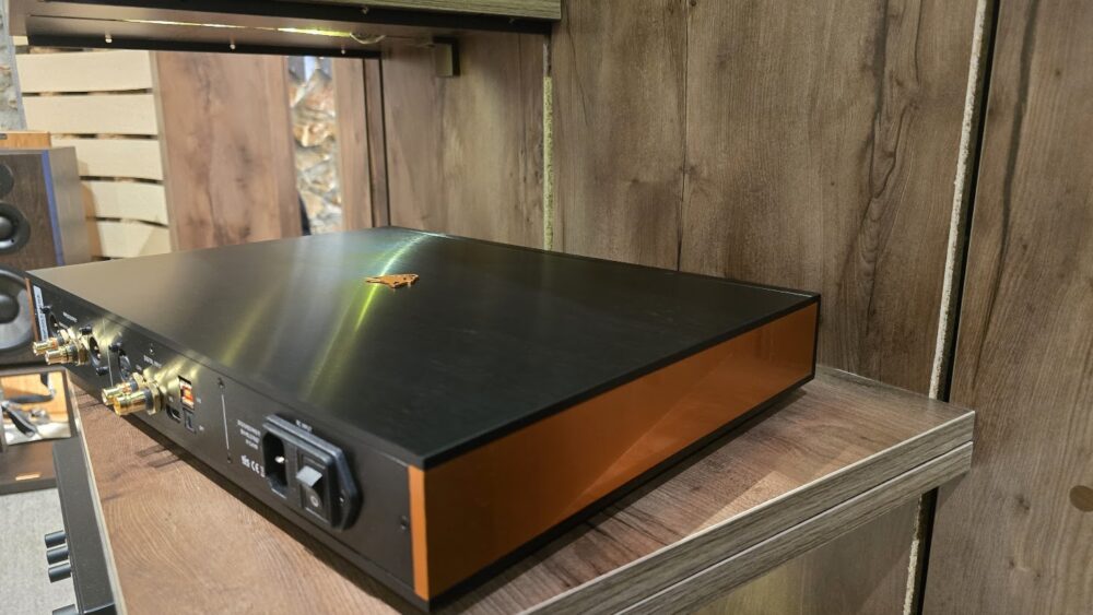 Holo Audio Spring 3 DAC KTE  (R2R - DSD1024) exibition unit