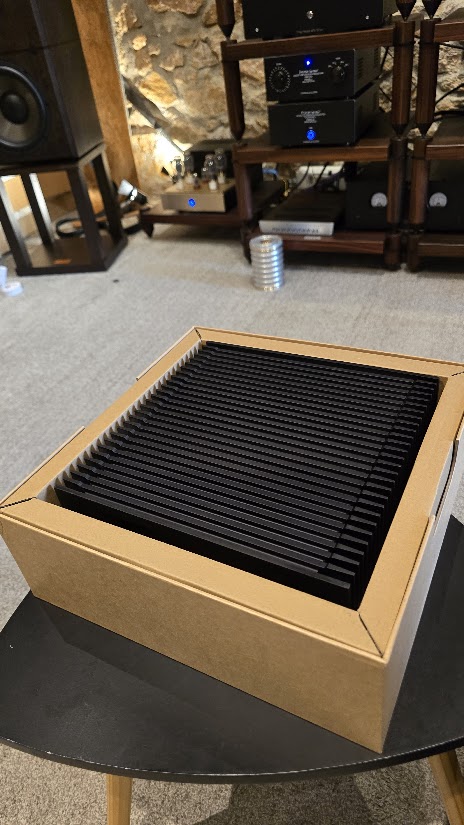 Roon Nucleus plus up Roon Nucleus Ultra Server