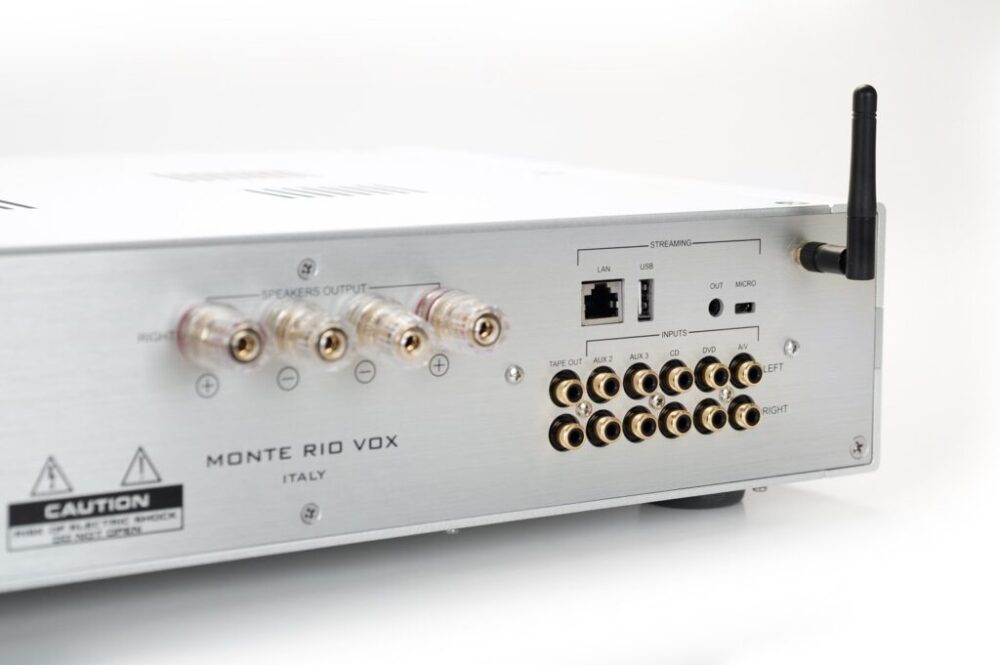 MC-200-retro-part-DX-1024x681 Monrio MC 200 All in one integrated