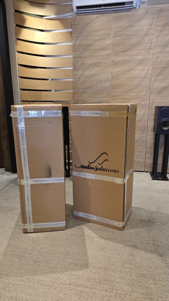 Audio Solutions Overture O305F Used