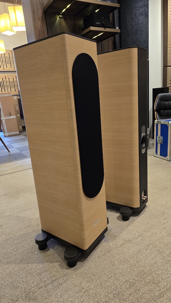 Audio Solutions Overture O305F Used