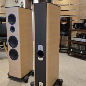 Audio Solutions Overture O305F Used