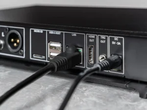 LAN